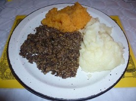 800px-A_haggis_serving.JPG